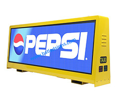 Wodaodporny dach małych samochodów taksówkowych Reklama LED Display 960mm X 320mm Ekran LED na górze taksówki