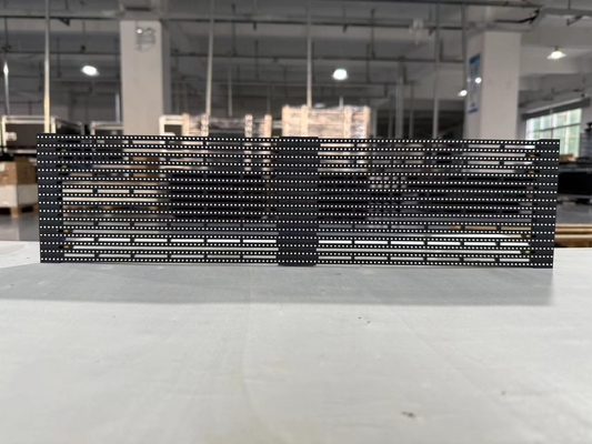 500mmX1000mm Przejrzyste Ultra Cienkie, Lekkie Ekran LED do potrzeb wewnętrznych / zewnętrznych