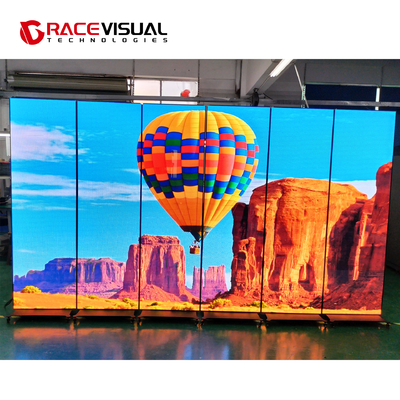 Ultra-Light Indoor LED Display Tylko 35kg 3840Hz Smooth Motion Połączenie bezprzewodowe elastyczna instalacja